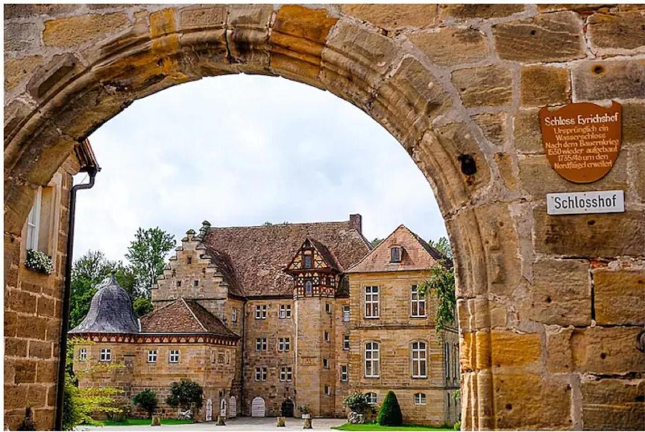 Gutsverwaltung Schloss Eyrichshof Ebern Eksteriør billede